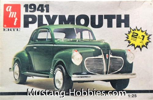 AMT/ERTL 1/25 1941 Plymouth