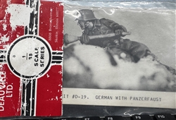 DEAUVILLE LTD 1/35 GERMAN WITH PANZERFAUST